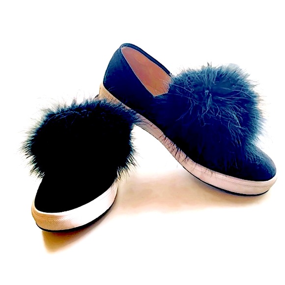 Steve Madden Shoes - Steve Madden ‘Emily’ Black Slip-on Feather-Top Sneakers Size 9